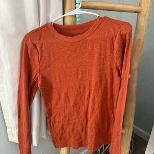 Wild Fable Women's Orange Long Sleeve Ribbed T-Shirt